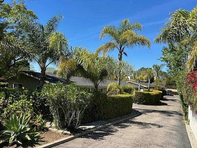 4532 Auhay Dr — Photo 1