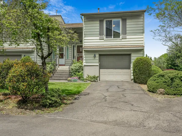 15031 NE Rose Pkwy, Portland, OR 97230