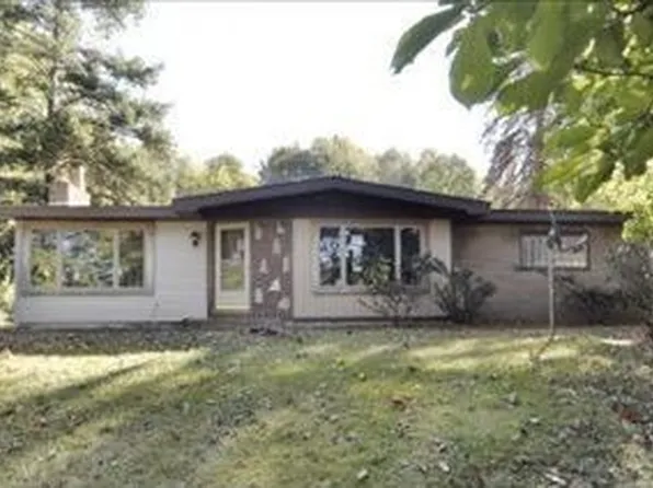 54177 54th St, Lawrence, MI 49064