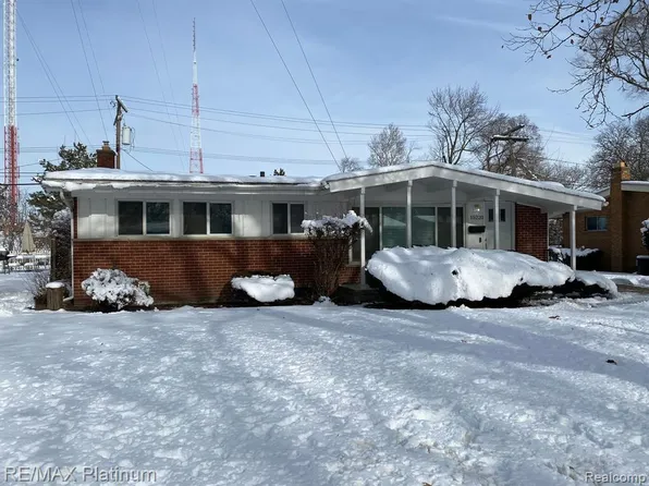 15220 Kenton Ave, Oak Park, MI 48237