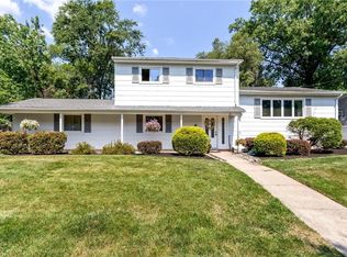 28 Appleman Rd, Somerset, NJ 08873