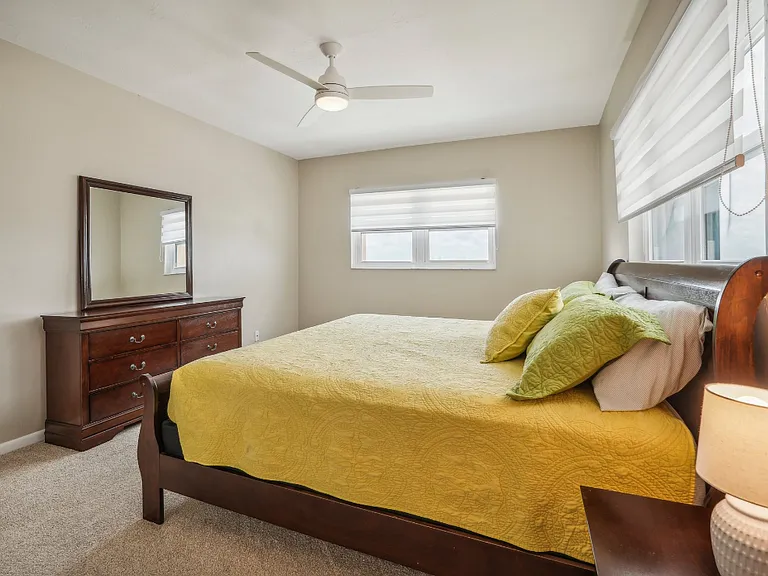 1901 Clifford St #1201 — Photo 14