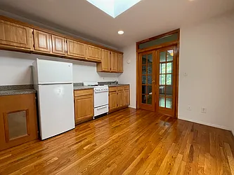 Rented by Best Apartments North Inc