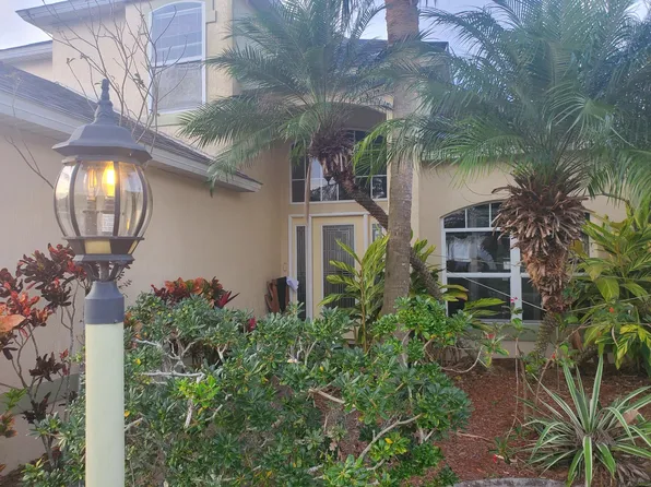 1104 Plover Pl, New Smyrna Beach, FL 32168