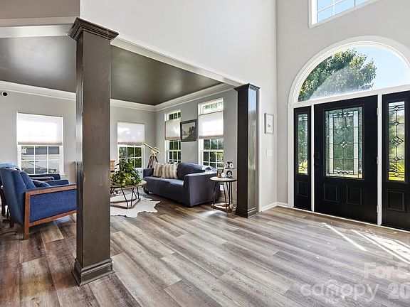 5th image of 638 Reliance Ct