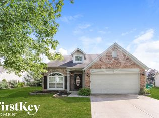 4915 Aquaduct Dr, Greenwood, IN 46142