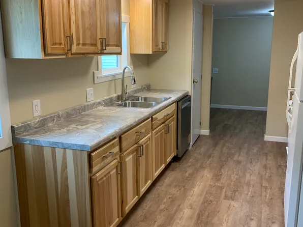 510 Oak Ave, Hinckley, MN 55037