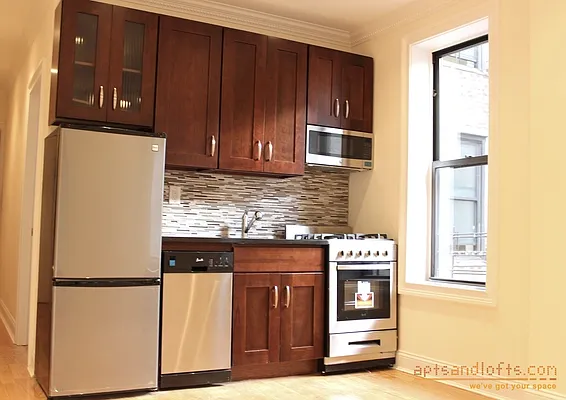 Rented by aptsandlofts.com | media 17