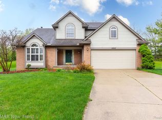 4905 Ravine Ct, Ann Arbor, MI 48105