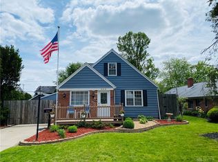 904 Danbury Rd, Dayton, OH 45420