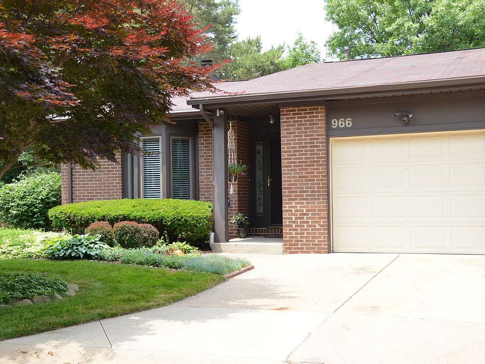 1st image of 966 Morningstar Dr