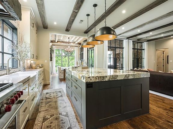 5th image of 5101 Oak Knoll Ln
