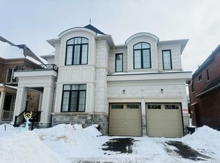 37 Wallace Merchant Ct, Aurora, ON L4G 4A5