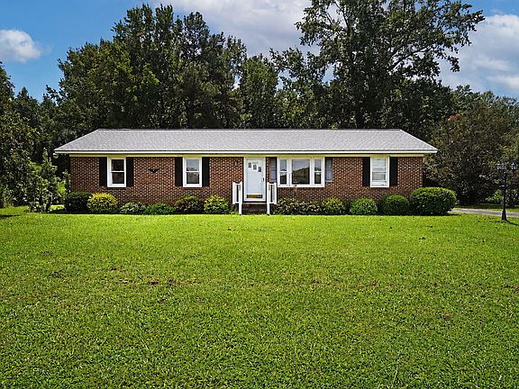 3rd image of 8365 Strickland Rd
