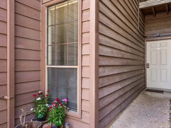8633 Datapoint #227, San Antonio, TX 78229