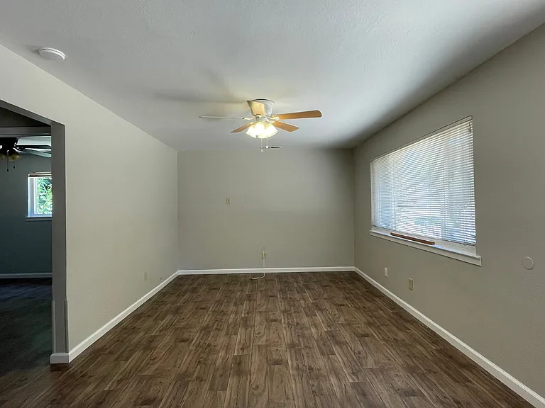 759 N Main St #A — Photo 2