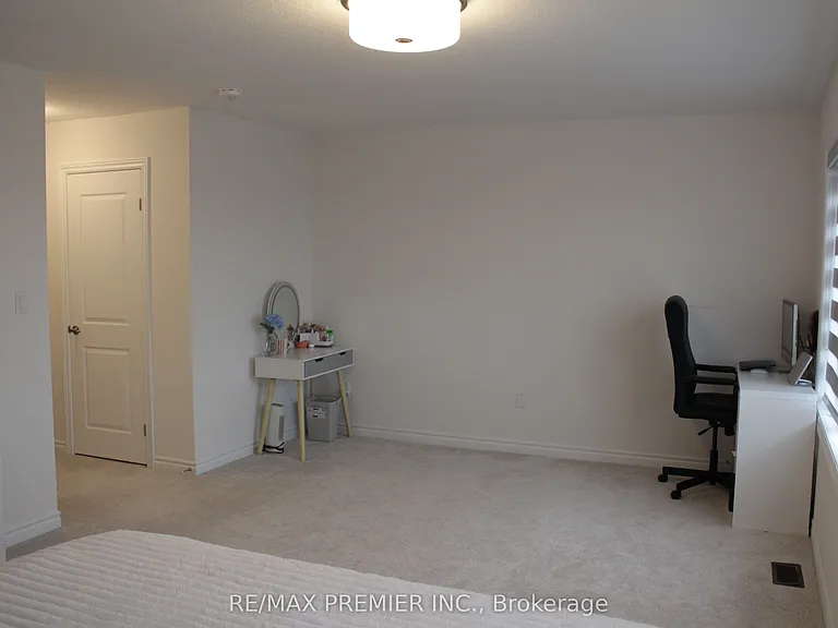620 Colborne St W #43 — Photo 16