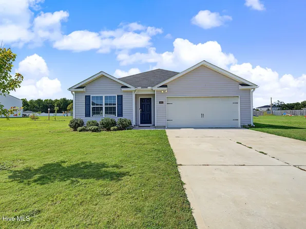 4042 Debbie Drive, Ayden, NC 28513