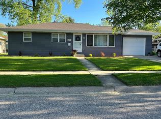219 Hiawatha Ave, Portage, WI 53901