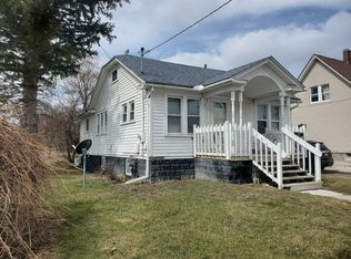 3131 Elm St, Saginaw, MI 48604