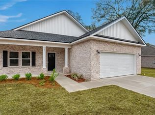 101 Fountain Crest Dr, Enterprise, AL 36330