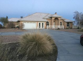 14141 Lager Rd, Phelan, CA 92371