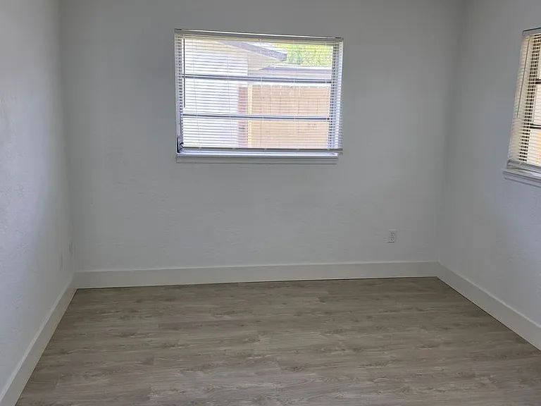 640 Westward Cir — Photo 29