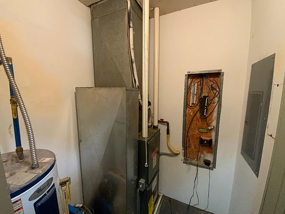 5th image of 3004 S Jefferson Ave #A