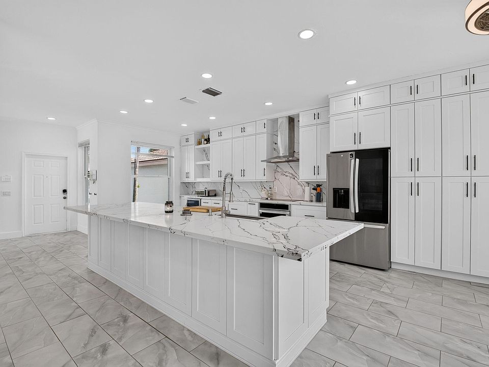 1st image of 7001 Chesapeake Circle