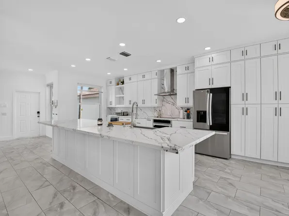 7001 Chesapeake Circle, Boynton Beach, FL 33436