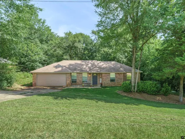 9165 Stonecreek Dr, Tyler, TX 75703