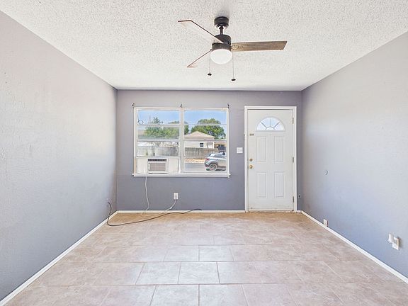 4th image of 3810 Mesa Verde Dr