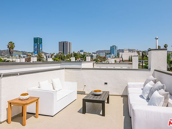 2nd image of 6115 Marbella Pl