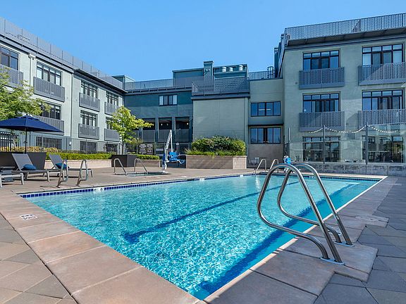 2nd image of 1500 Newell Ave #2228934
