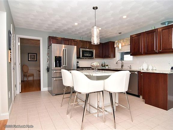 4th image of 110 Birchwood Dr
