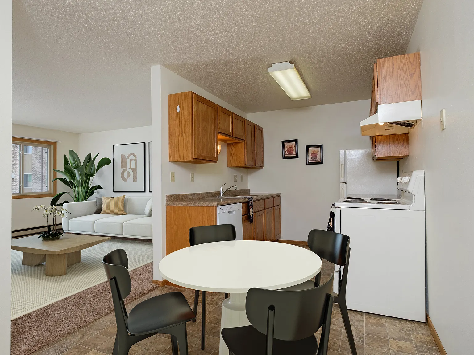 Sargent Apartments — Photo 2