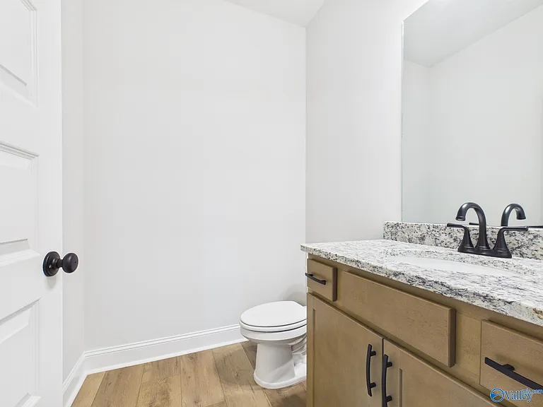 15573 Bees St — Photo 23