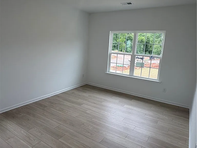 201 McCormick Pl — Photo 8