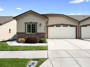 3043 S Dennis Pl, Kennewick, WA 99337