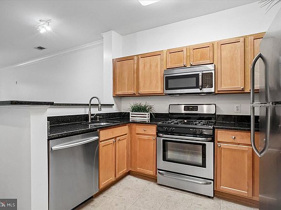 5th image of 12000 Market St APT 243