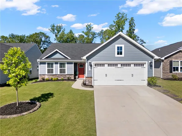 237 Southwell St, Woodruff, SC 29388