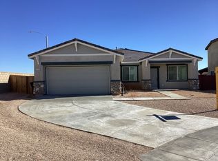 2446 Lugar Hermoso Ct, Rosamond, CA 93560