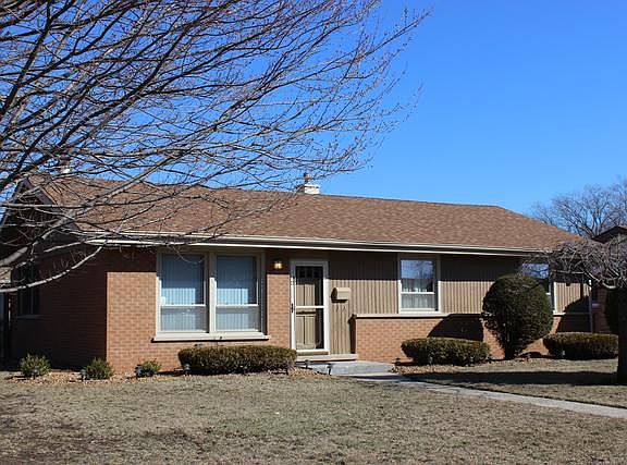 2nd image of 5446 Fairway Dr