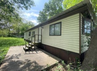 504 River Park Rd, Mc Gregor, TX 76657