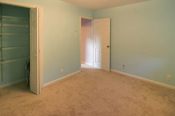 Rented by Horowitz Real Estate | media 31