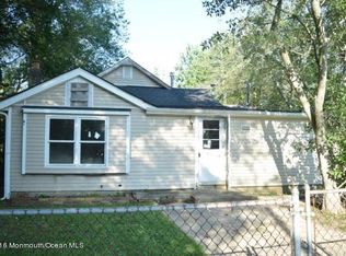 320 Vanderwell Ave, Bayville, NJ 08721