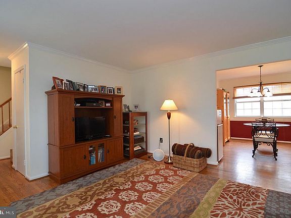 4th image of 3404 Saint Theresa Ct