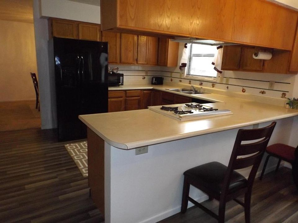 1st image of 906 Peppercorn Pl