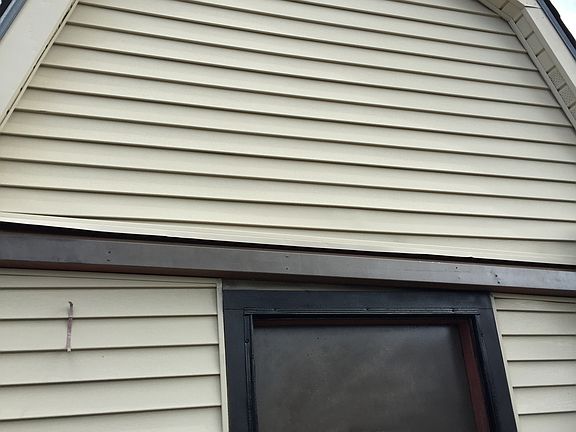 2nd image of 415 Dauphine Ave