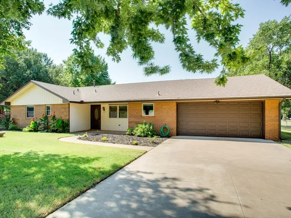105 Helen Cir, Enid, OK 73703
